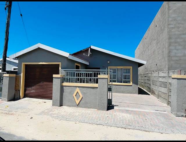 3 BEDROOM HOUSE FOR SALE IN UMRHABULO TRIANGLE
